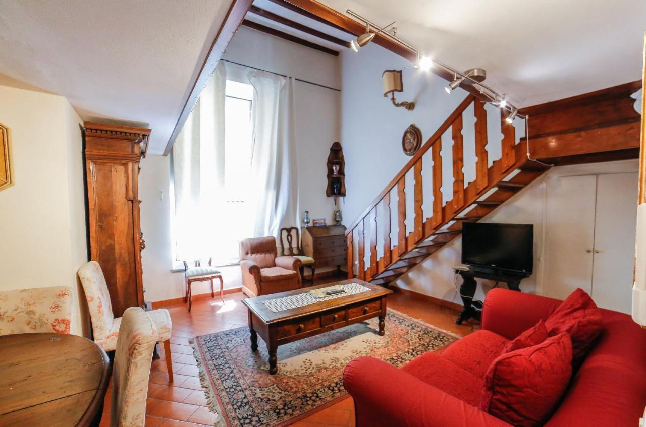Traditional Apt Close To The Duomo - Private Yard! 佛罗伦萨 外观 照片