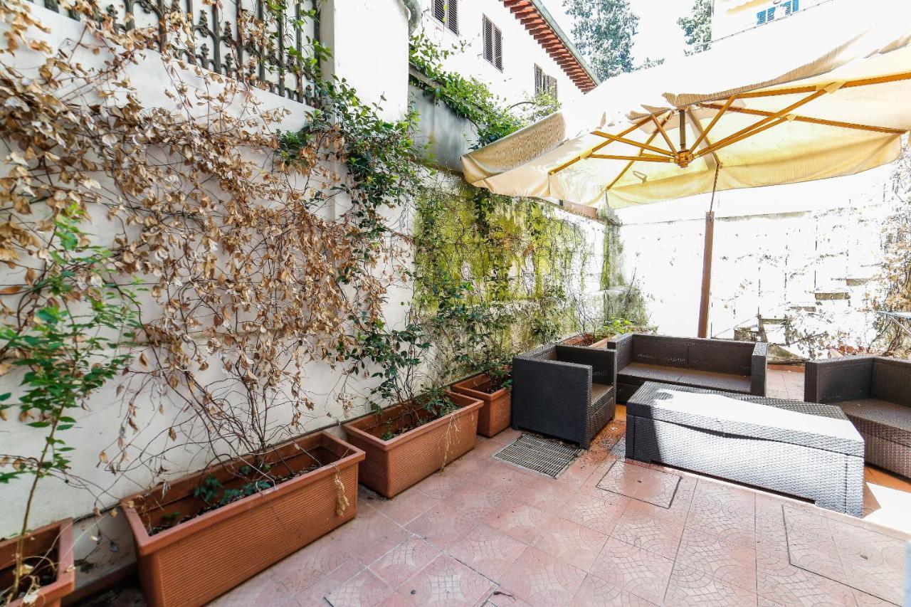 Traditional Apt Close To The Duomo - Private Yard! 佛罗伦萨 外观 照片