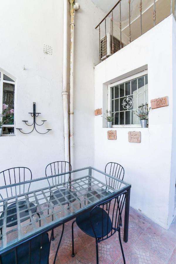 Traditional Apt Close To The Duomo - Private Yard! 佛罗伦萨 外观 照片